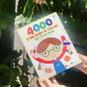 Sách 4000 Từ Vựng Tiếng Anh và Mẫu Câu Giao Tiếp Tiếng Anh Cho Bé 4 Tuổi Trở Lên
